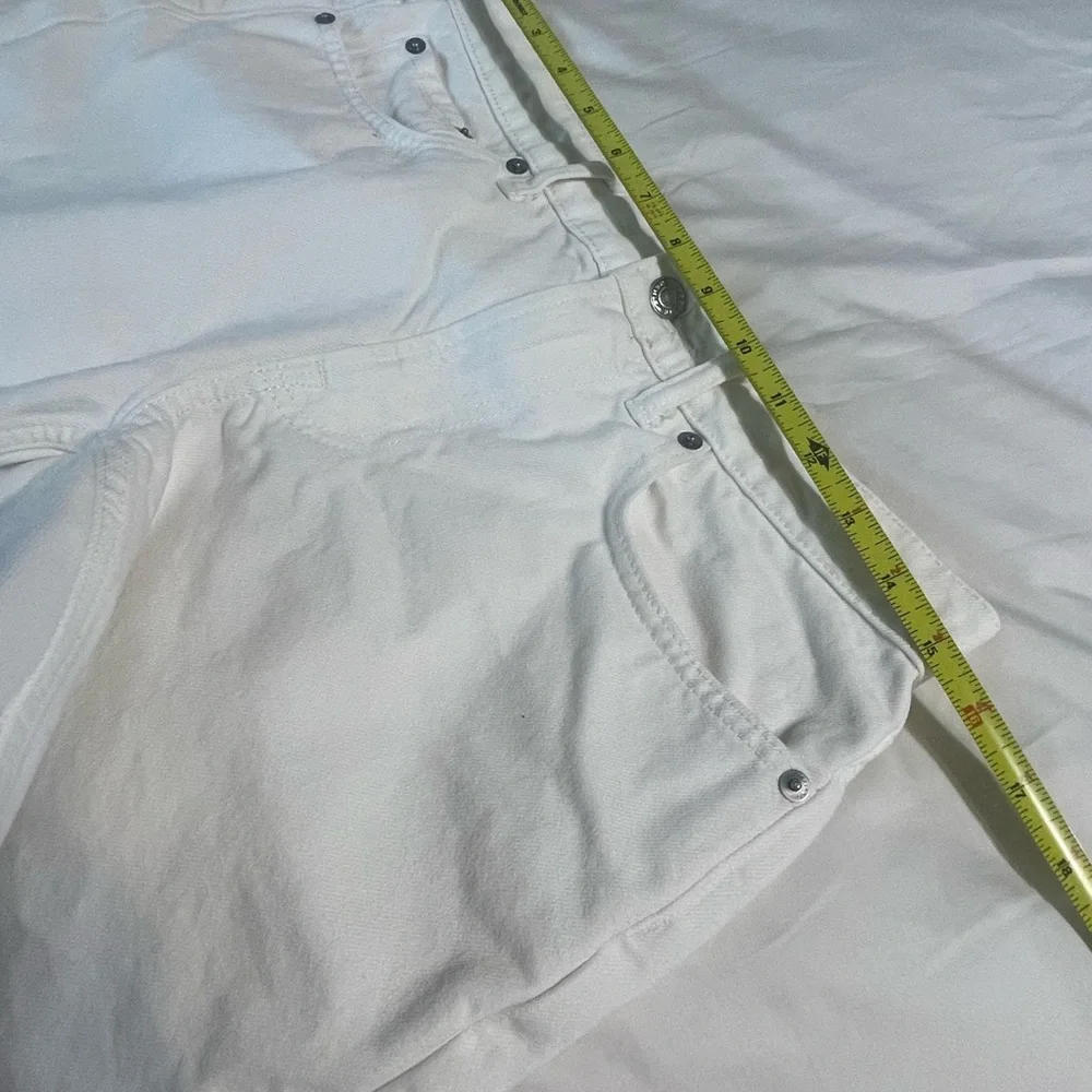 Everlane Relaxed White‎ Denim Short 27